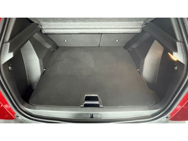 Peugeot2008 PureTech 130 S&S Allure Pack EAT8 96 kW (130 CV) Vehículo usado en Barcelona - 16