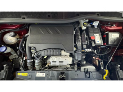 Peugeot 2008 PureTech 130 S&S Allure Pack EAT8 96 kW (130 CV) Peugeot 2008 PureTech 130 S&S Allure Pack EAT8 96 kW (130 CV)