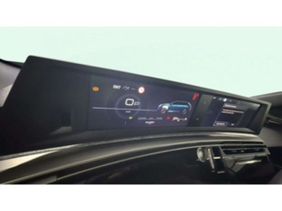 Peugeot 5008 Hybrid 1.2 Allure eDCS6 107 kW (145 CV) Peugeot 5008 Hybrid 1.2 Allure eDCS6 107 kW (145 CV)