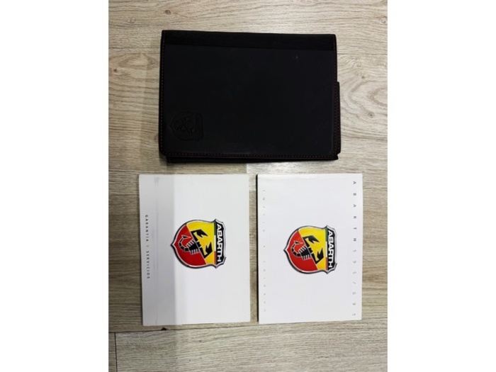 Abarth500 1.4 16v T-Jet 595 Competizione 132 kW (180 CV) Vehículo usado en Barcelona - 32 Abarth500 1.4 16v T-Jet 595 Competizione 132 kW (180 CV) Vehículo usado en Barcelona - 32