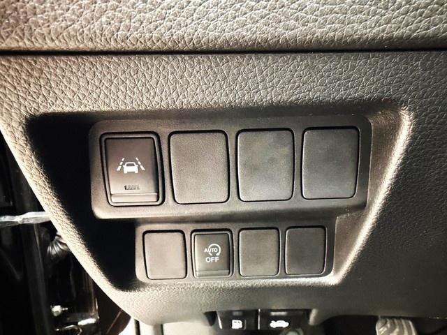 NissanQashqai DIG-T 140 Q-Line 103 kW (140 CV) Vehículo usado en Barcelona - 14