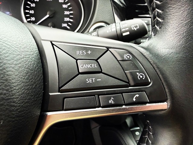 NissanQashqai DIG-T 140 Q-Line 103 kW (140 CV) Vehículo usado en Barcelona - 21