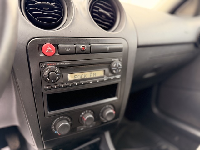 SEATIbiza 1.9 SDi Stella 47 kW (64 CV) Vehículo usado en Barcelona - 17