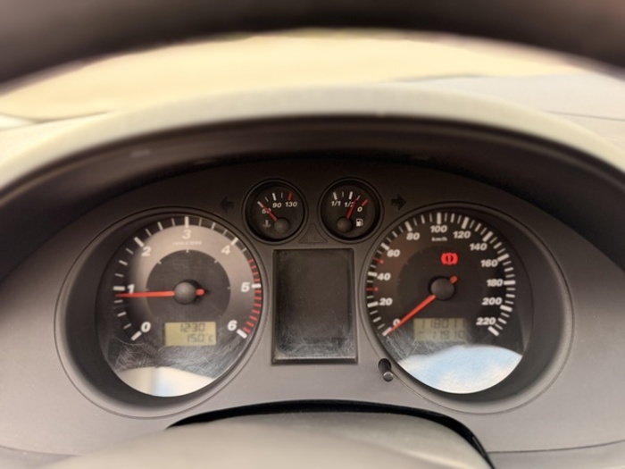 SEATIbiza 1.9 SDi Stella 47 kW (64 CV) Vehículo usado en Barcelona - 18 SEATIbiza 1.9 SDi Stella 47 kW (64 CV) Vehículo usado en Barcelona - 18