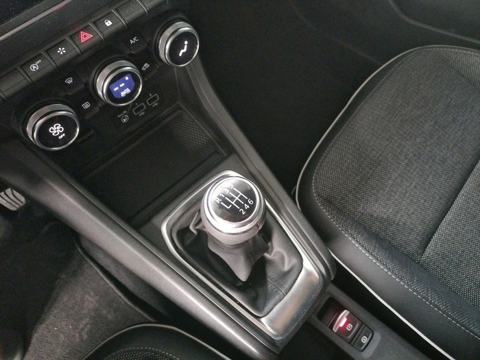 Renault Captur Techno TCe 103 kW (140 CV) GPF - 7 Renault Captur Techno TCe 103 kW (140 CV) GPF - 7