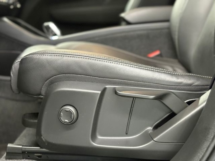 VolvoXC40 T4 Twin Recharge Inscription Auto 155 kW (211 CV) Vehículo usado en Barcelona - 16 VolvoXC40 T4 Twin Recharge Inscription Auto 155 kW (211 CV) Vehículo usado en Barcelona - 16