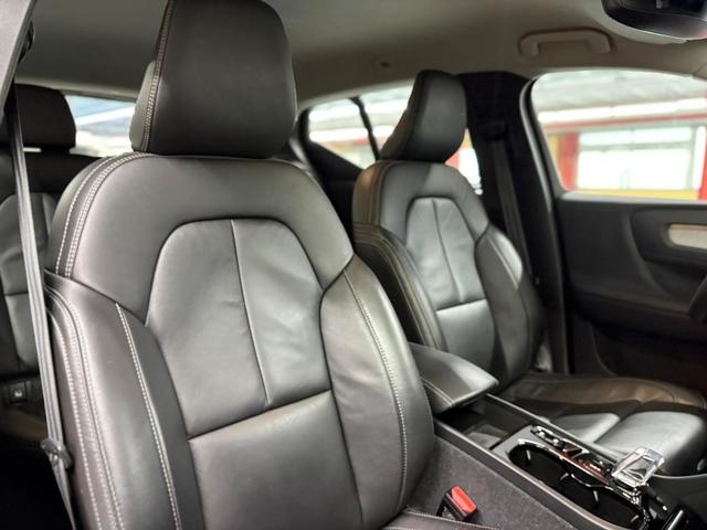 VolvoXC40 T4 Twin Recharge Inscription Auto 155 kW (211 CV) Vehículo usado en Barcelona - 22