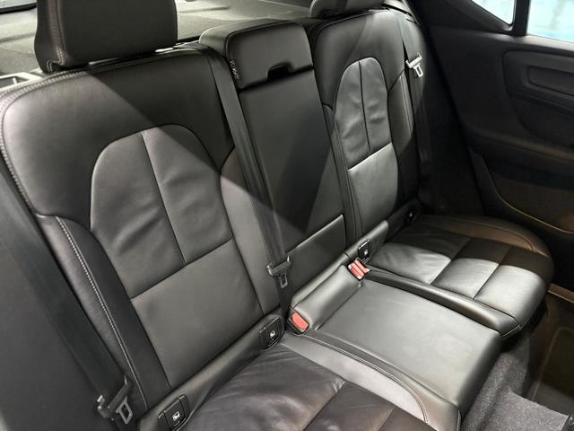 VolvoXC40 T4 Twin Recharge Inscription Auto 155 kW (211 CV) Vehículo usado en Barcelona - 23