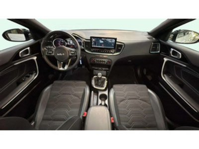 Kia Ceed 1.0 T-GDi Concept 74 kW (100 CV) Kia Ceed 1.0 T-GDi Concept 74 kW (100 CV)
