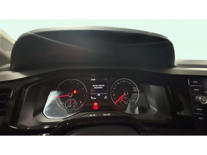 VolkswagenPolo Advance 1.0 59 kW (80 CV) Vehículo usado en Barcelona - 13 VolkswagenPolo Advance 1.0 59 kW (80 CV) Vehículo usado en Barcelona - 13