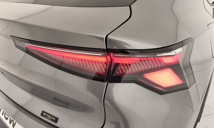 Renault Rafale Techno E-Tech full hybrid 147 kW (200 CV) - 8 Renault Rafale Techno E-Tech full hybrid 147 kW (200 CV) - 8