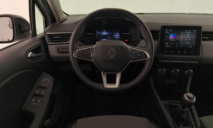 Renault Clio Evolution TCe 66 kW (90 CV) - 18 Renault Clio Evolution TCe 66 kW (90 CV) - 18