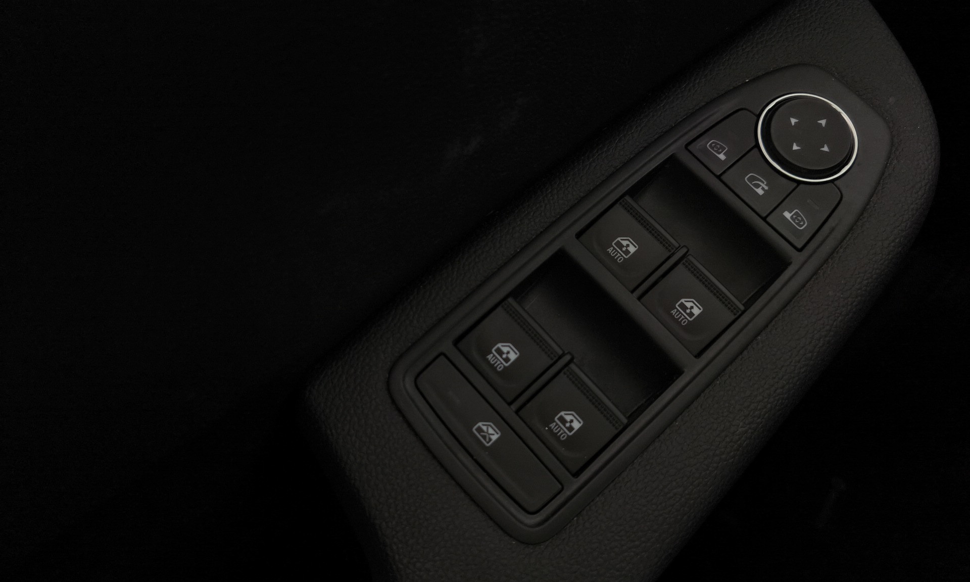 Renault Clio Evolution TCe 66 kW (90 CV) - 25