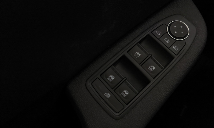 Renault Clio Evolution TCe 66 kW (90 CV) - 25 Renault Clio Evolution TCe 66 kW (90 CV) - 25