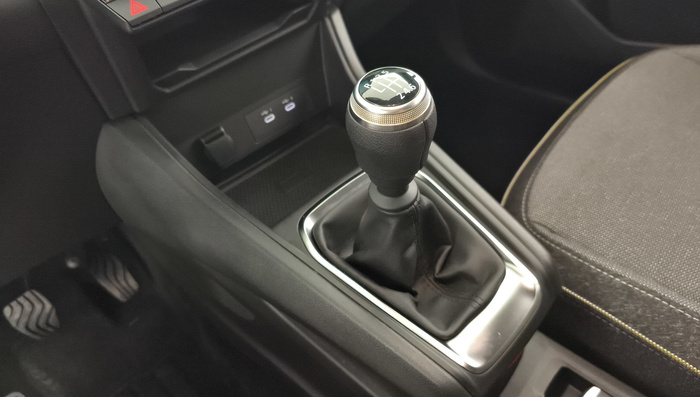 Renault Captur Techno Eco-G GLP 74 kW (100 CV) - 23 Renault Captur Techno Eco-G GLP 74 kW (100 CV) - 23