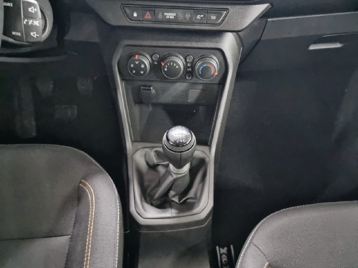 Dacia Sandero Stepway Essential ECO-G 74 kW (101 CV) - 8 Dacia Sandero Stepway Essential ECO-G 74 kW (101 CV) - 8