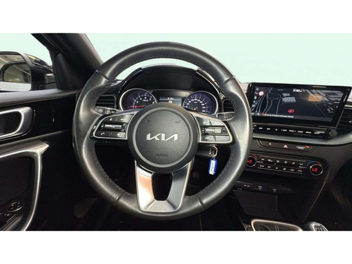 KiaCeed 1.0 T-GDi Concept 74 kW (100 CV) Vehículo usado en Barcelona - 13 KiaCeed 1.0 T-GDi Concept 74 kW (100 CV) Vehículo usado en Barcelona - 13