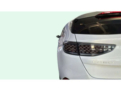 Kia Ceed 1.0 T-GDi Concept 74 kW (100 CV) Kia Ceed 1.0 T-GDi Concept 74 kW (100 CV)