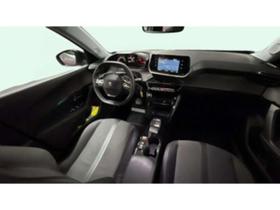 Peugeot 2008 PureTech 130 S&S Allure EAT8 96 kW (130 CV) Peugeot 2008 PureTech 130 S&S Allure EAT8 96 kW (130 CV)