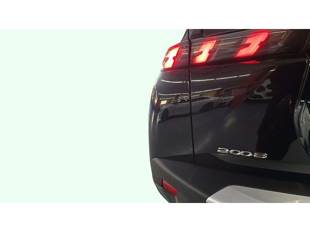 Peugeot2008 PureTech 130 S&S Allure 96 kW (130 CV) Vehículo usado en Barcelona - 16