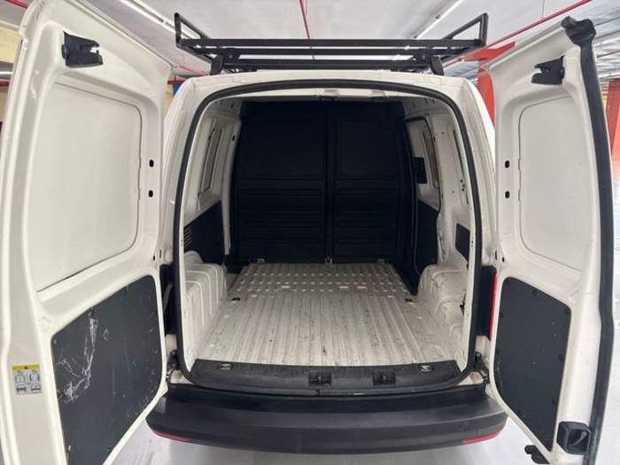 VolkswagenCaddy Profesional Kombi Profesional 2.0 TDI BMT 55 kW (75 CV) Vehículo usado en Barcelona - 7 VolkswagenCaddy Profesional Kombi Profesional 2.0 TDI BMT 55 kW (75 CV) Vehículo usado en Barcelona - 7