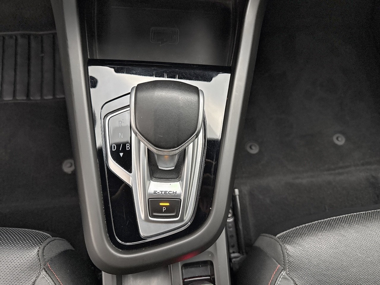 Renault Arkana RS Line TCe 103 kW (140 CV) EDC Microhíbrido - 7