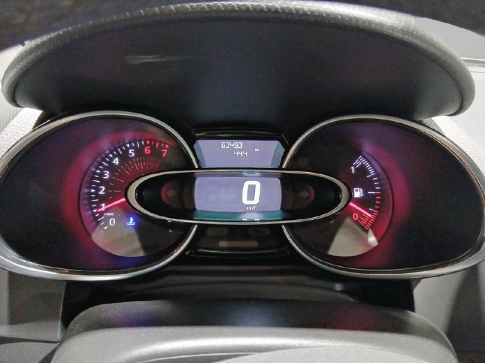 Renault Clio Limited Energy TCe 66 kW (90 CV) - 8 Renault Clio Limited Energy TCe 66 kW (90 CV) - 8