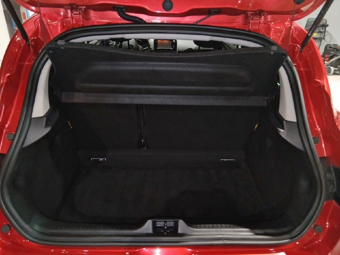 Renault Clio Limited Energy TCe 66 kW (90 CV) - 12 Renault Clio Limited Energy TCe 66 kW (90 CV) - 12