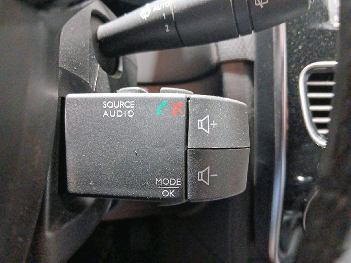 Renault Clio Limited Energy TCe 66 kW (90 CV) - 18 Renault Clio Limited Energy TCe 66 kW (90 CV) - 18