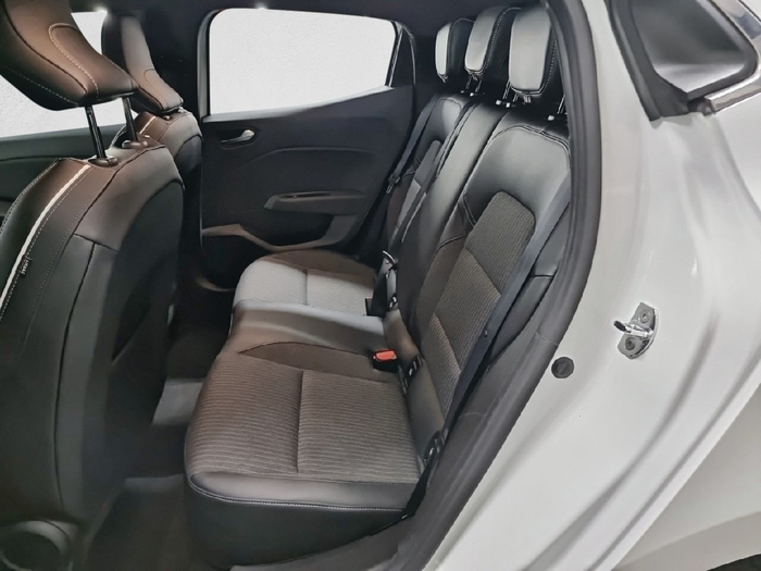 Renault Clio Zen TCe 74 kW (100 CV) GLP - 9 Renault Clio Zen TCe 74 kW (100 CV) GLP - 9