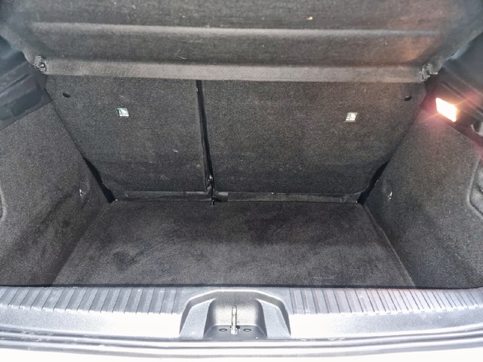 Renault Clio Zen TCe 74 kW (100 CV) GLP - 12 Renault Clio Zen TCe 74 kW (100 CV) GLP - 12