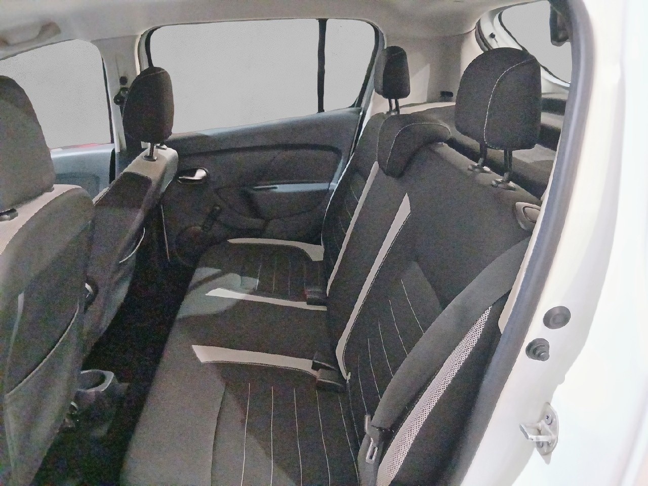 Dacia Sandero Stepway Ambiance TCe 66 kW (90 CV) - 9