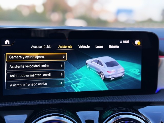 Mercedes-BenzCLA 200 d 110 kW (150 CV) Vehículo usado en Barcelona - 25