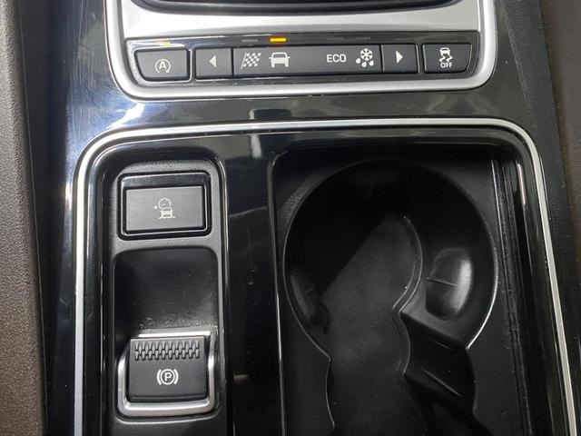 JaguarF-PACE 2.0L i4D Prestige Auto 132 kW (180 CV) Vehículo usado en Barcelona - 18