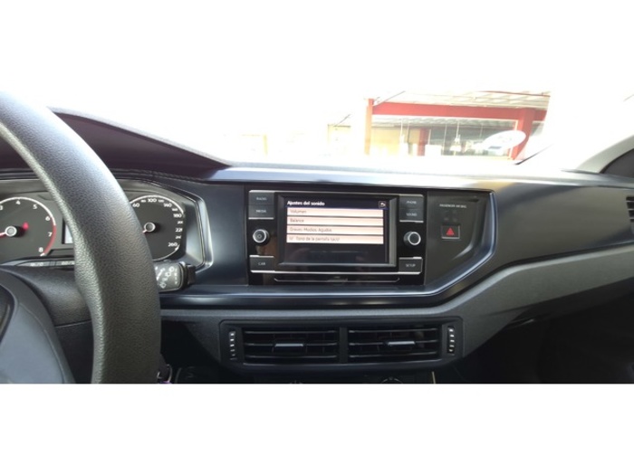 VolkswagenPolo Advance 1.0 55 kW (75 CV) Vehículo usado en Barcelona - 15 VolkswagenPolo Advance 1.0 55 kW (75 CV) Vehículo usado en Barcelona - 15