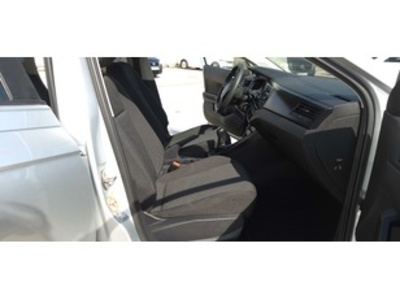 Volkswagen Polo Advance 1.0 55 kW (75 CV) Volkswagen Polo Advance 1.0 55 kW (75 CV)