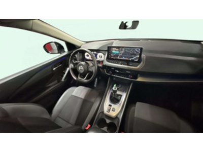 Nissan Qashqai DIG-T 140 mHEV Acenta 4x2 103 kW (140 CV) Nissan Qashqai DIG-T 140 mHEV Acenta 4x2 103 kW (140 CV)