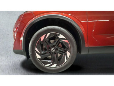 Nissan Qashqai DIG-T 140 mHEV Acenta 4x2 103 kW (140 CV) Nissan Qashqai DIG-T 140 mHEV Acenta 4x2 103 kW (140 CV)