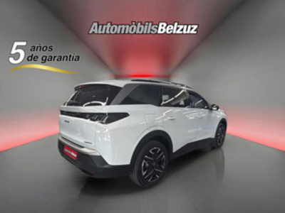 Peugeot 5008 Hybrid 1.2 Allure eDCS6 107 kW (145 CV) Peugeot 5008 Hybrid 1.2 Allure eDCS6 107 kW (145 CV)