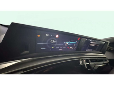 Peugeot 5008 Hybrid 1.2 Allure eDCS6 107 kW (145 CV) Peugeot 5008 Hybrid 1.2 Allure eDCS6 107 kW (145 CV)