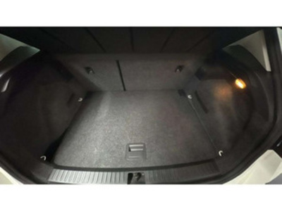 SEAT Arona 1.0 TSI S&S Xperience 81 kW (110 CV) SEAT Arona 1.0 TSI S&S Xperience 81 kW (110 CV)