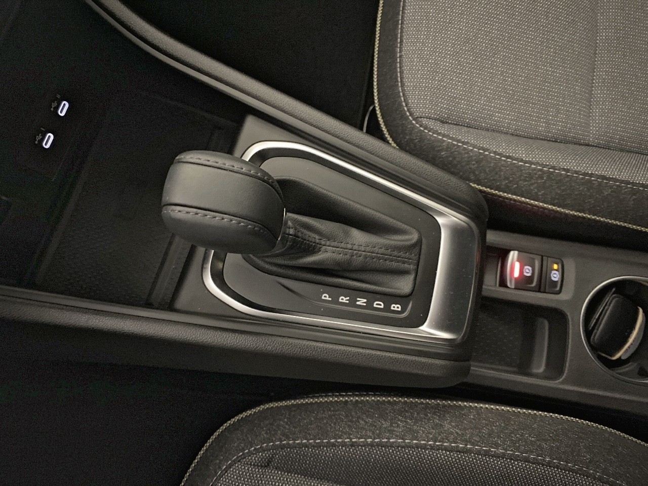 Renault Captur Techno E-Tech Híbrido 107 kW (145 CV) - 7