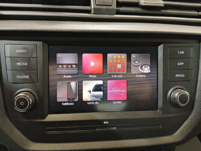 SEAT Arona 1.0 TSI Ecomotive Reference Plus 70 kW (95 CV) - 6 SEAT Arona 1.0 TSI Ecomotive Reference Plus 70 kW (95 CV) - 6