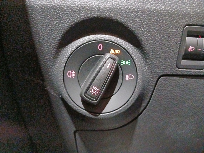 SEAT Arona 1.0 TSI Ecomotive Reference Plus 70 kW (95 CV) - 18 SEAT Arona 1.0 TSI Ecomotive Reference Plus 70 kW (95 CV) - 18