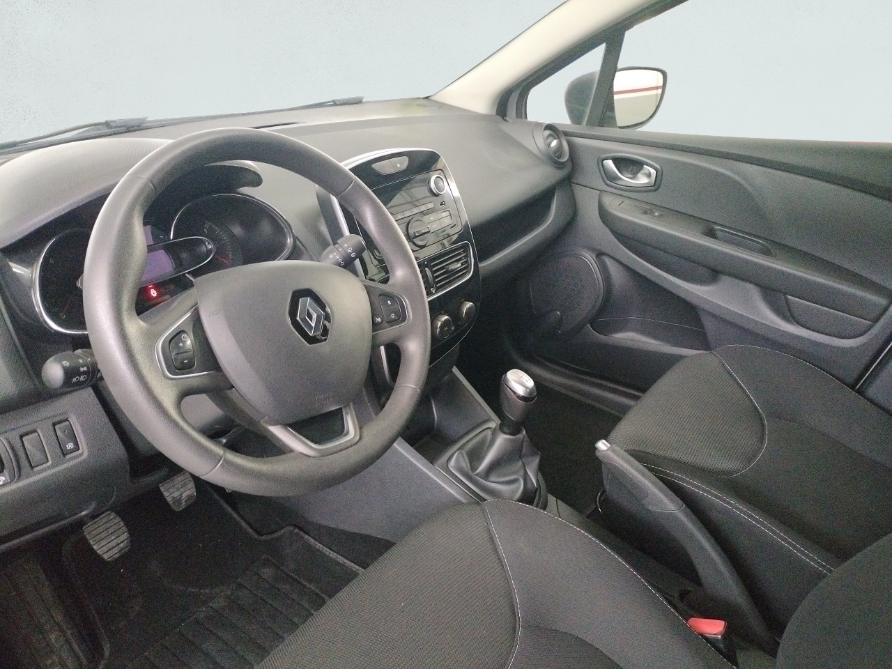 Renault Clio Business dCi 55 kW (75 CV) - 4