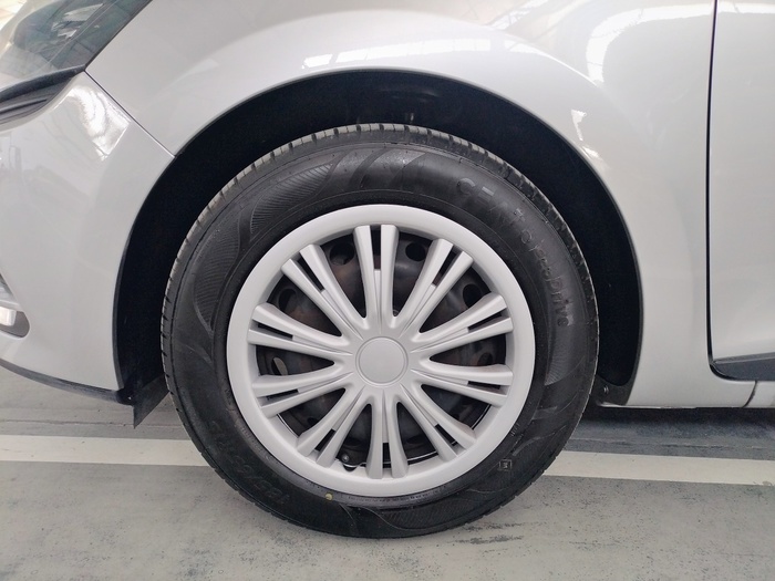 Renault Clio Business dCi 55 kW (75 CV) - 10 Renault Clio Business dCi 55 kW (75 CV) - 10