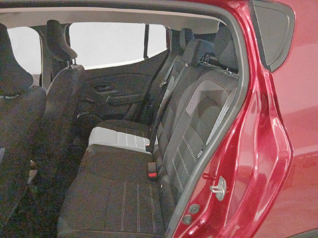 Dacia Sandero Stepway Essential TCe 66 kW (90 CV) - 10