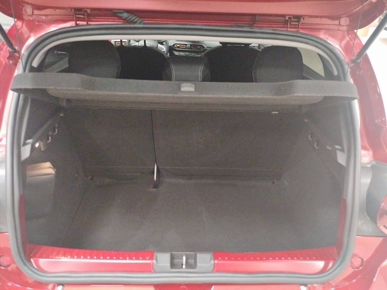 Dacia Sandero Stepway Comfort ECO-G 74 kW (100 CV) - 13