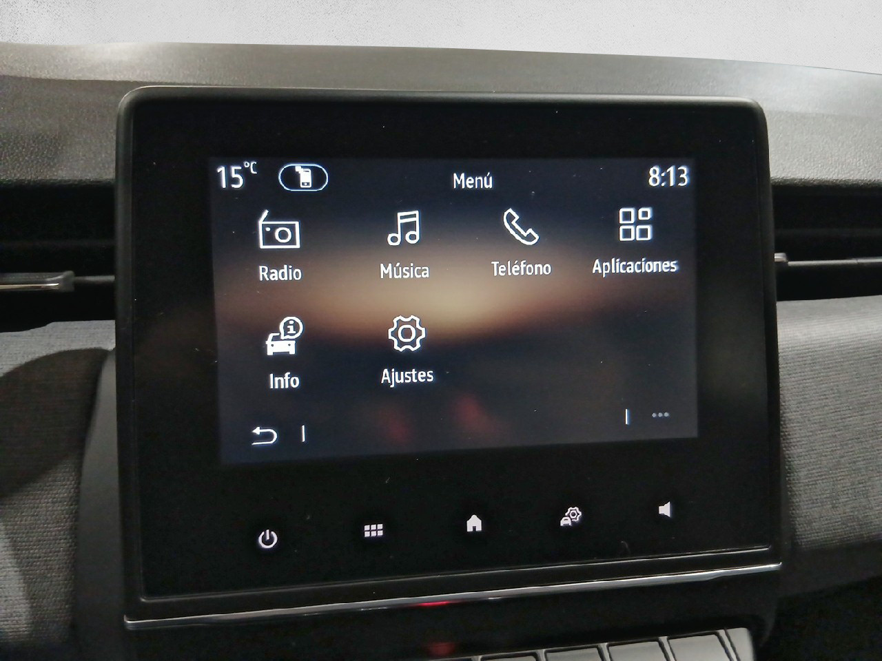 Renault Clio Evolution E-Tech full hybrid 145 105 kW (143 CV) - 6