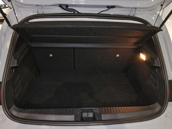 Renault Clio Evolution E-Tech full hybrid 145 105 kW (143 CV) - 12 Renault Clio Evolution E-Tech full hybrid 145 105 kW (143 CV) - 12